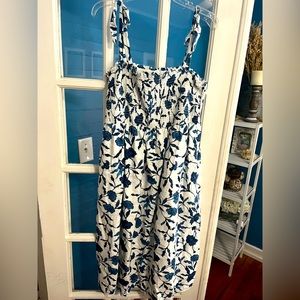 Gap floral smocked midi dress